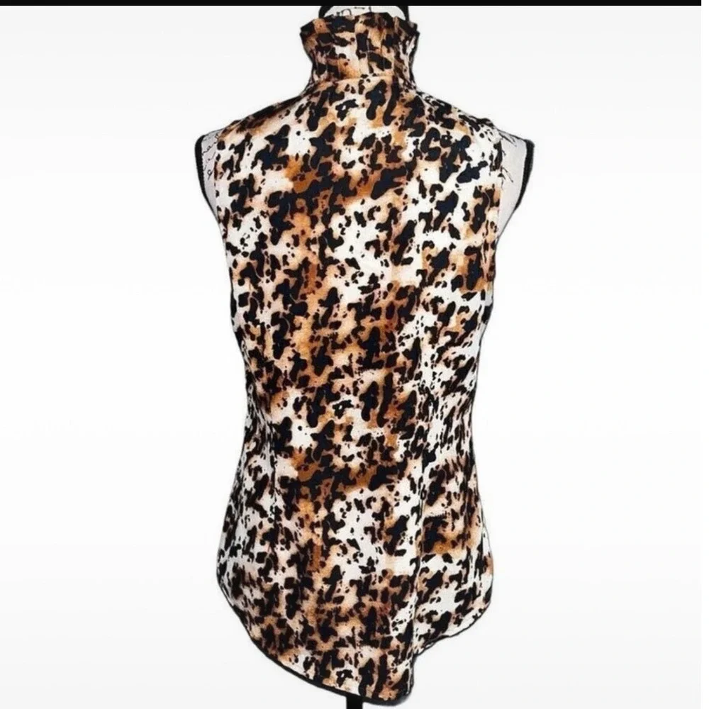 New York Company Sleeveless Ruffle Collar Leopard Print Blouse Women's Medium‎